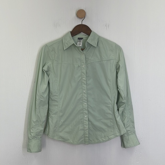 Patagonia - Sol Patrol Mint Long Sleeve Collared Button Down Hidden Pocket Top 2 - Picture 12 of 15